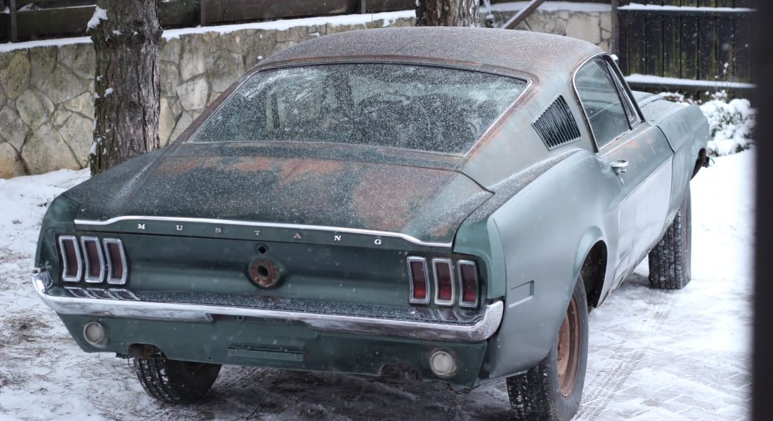 Ten Mustang Fastback 1968 Bullitt kolor bardzo Wam się spodobał