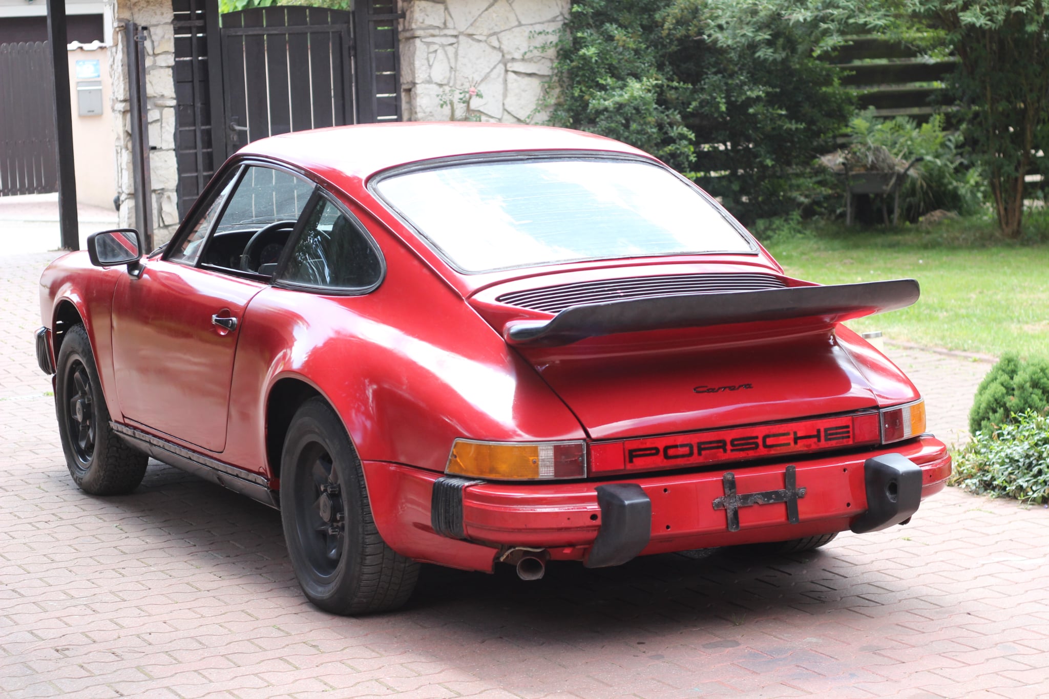 a517decd-b6b5-48d3-9ef8-9e356ee0b318