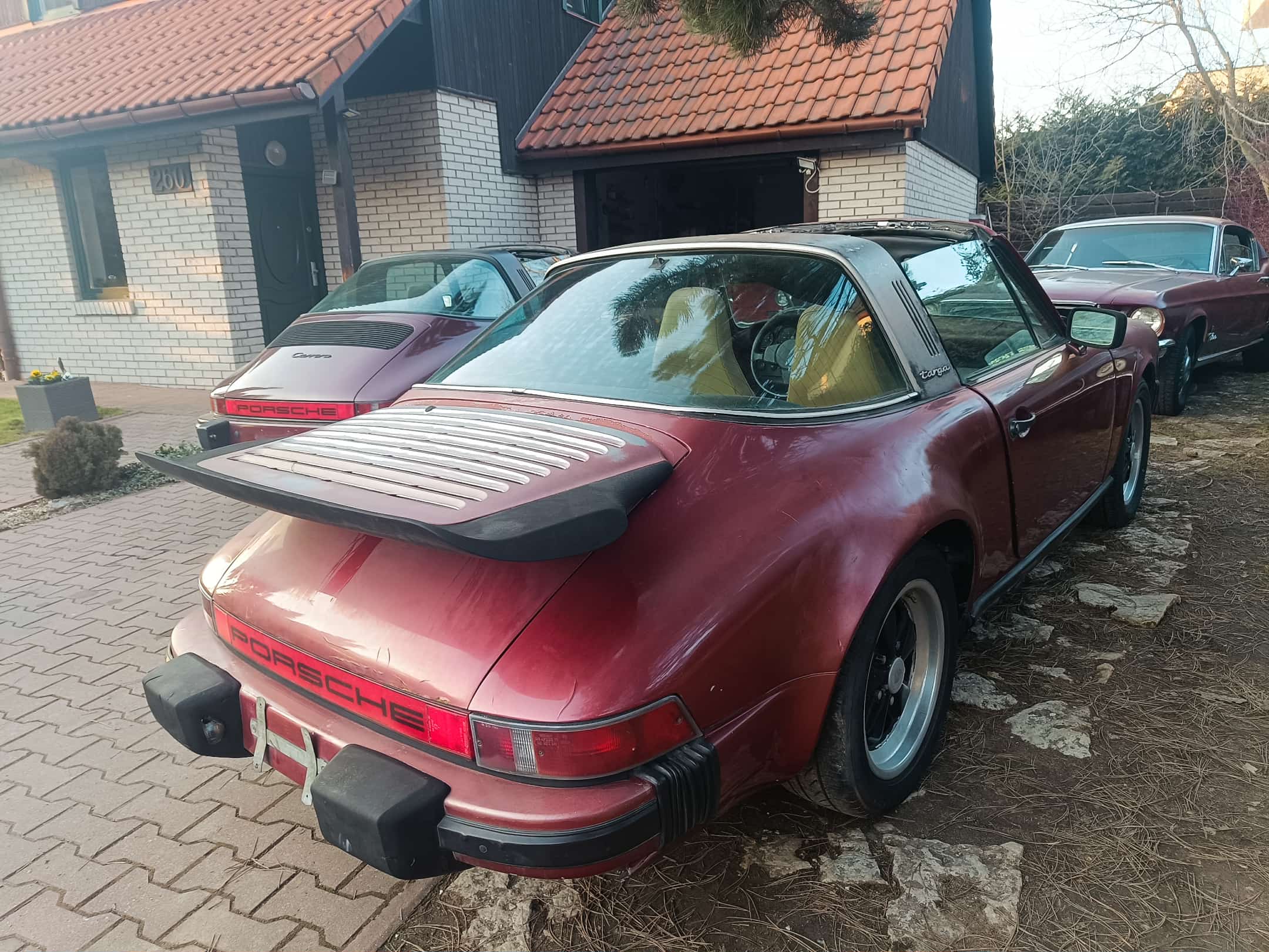 8e6058fe-7d27-4723-b780-bf4552106794